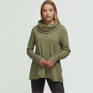 🌻Free People FP Beach Cocoon Pullover One Size